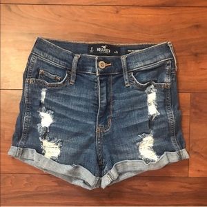 High-Rise Jean Shorts💙
